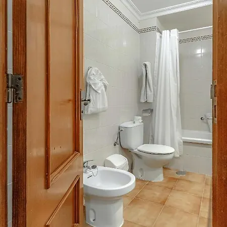 Apto Con Piscina, Vistas Al Mar & Ac Aparthotel *